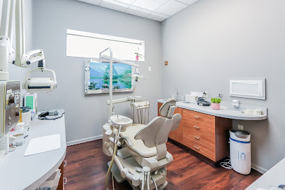 A Dental Center main image