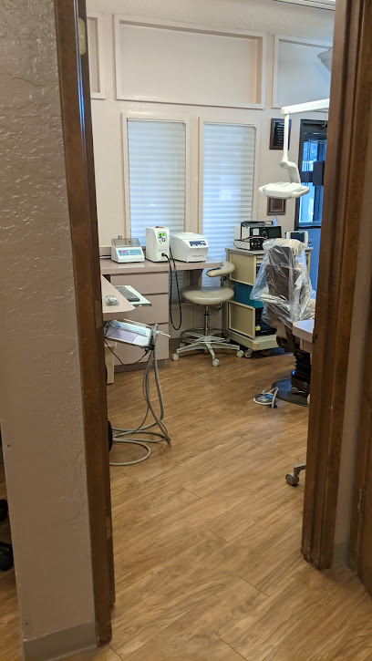 ABQ Dentists - Gaylina Reachi, DDS - Anne Scott, DDS main image