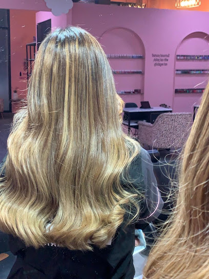 Al Muzun Beauty Center مركز المزن للتجميل main image