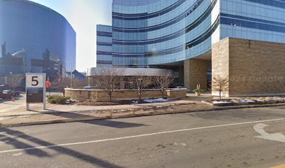 Corewell Health William Beaumont University Hospital Rose Cancer Center - 3577 W 13 Mile Rd main image