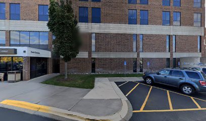 HealthPartners Rehabilitation at Park Nicollet Specialty Center St. Louis Park 3800 Building main image