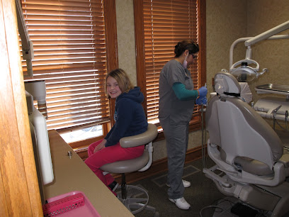 Larson Dental main image