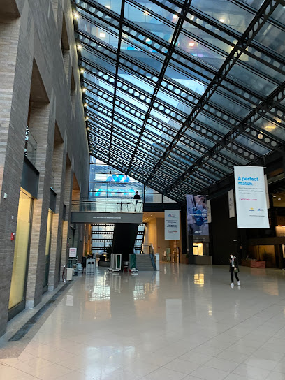Lenox Hill ER Entrance main image