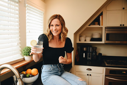 Meredith Renshaw, Registered Dietitian / Eating Disorder Nutrition Therapist main image